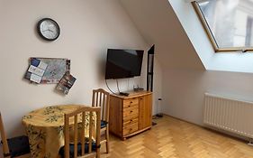 Gozsdu Spacious Apartment